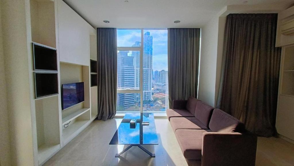 At Platinum Klcc Kuala Lumpur
